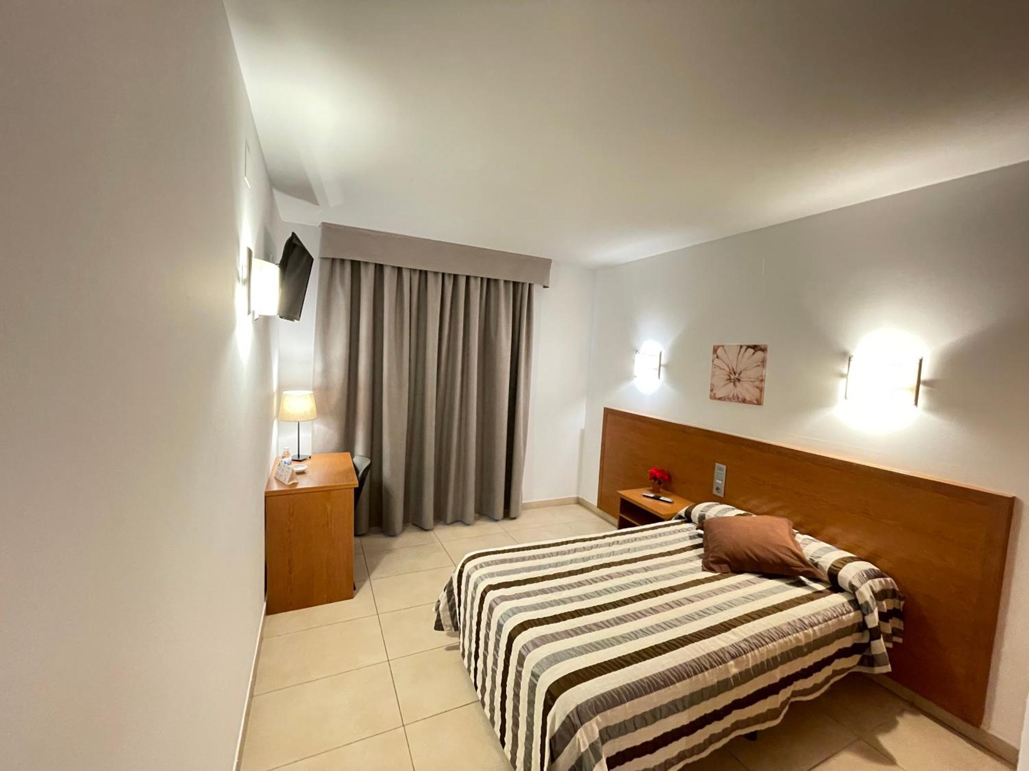 Hotel Avenida El Morell ภายนอก รูปภาพ